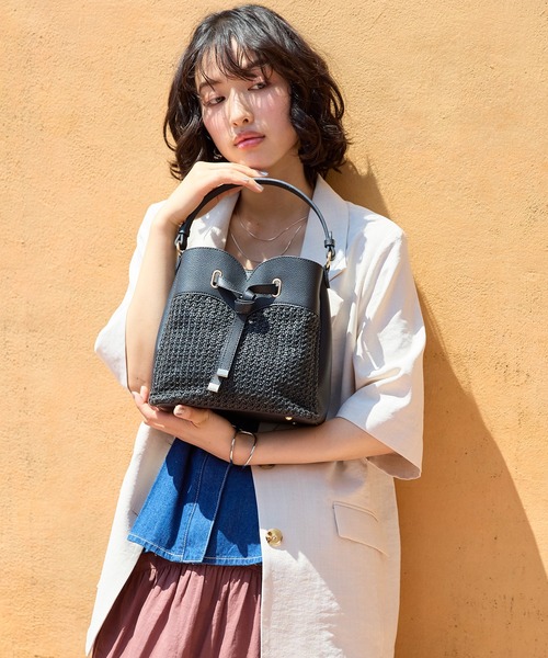 VIS（ビス）の「ハートカットカゴバッグ（ショルダーバッグ・レディース・ブラック/ホワイト系その他・FREE）」の7枚目の写真