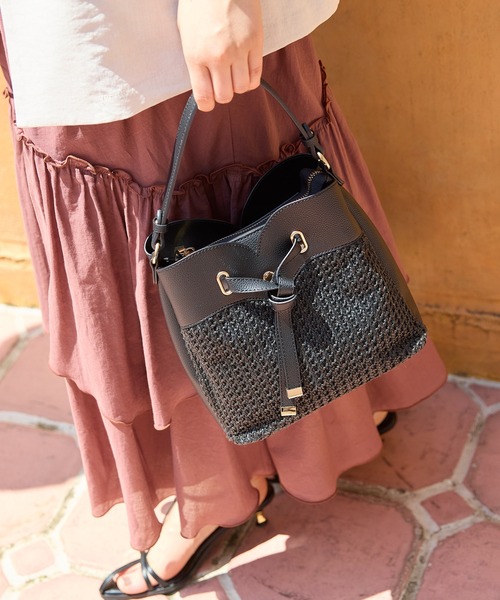 VIS（ビス）の「ハートカットカゴバッグ（ショルダーバッグ・レディース・ブラック/ホワイト系その他・FREE）」の8枚目の写真