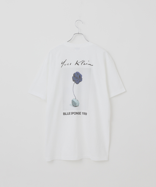 HEAR MY NAME（ヒアマイネーム）の「HEAR MY NAME別注 Yves Klein / イヴ・クライン アートTシャツ 白（Tシャツ/カットソー・メンズ・ホワイト・MEDIUM/LARGE）」の11枚目の写真