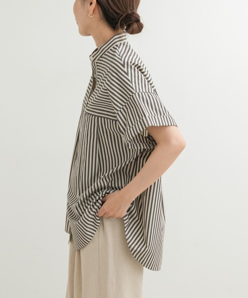 URBAN RESEARCH DOORS(アーバンリサーチドアーズ)の「ストライプロールアップタックシャツ(シャツ/ブラウス・レディース・ブラック/ブルー・MEDIUM)」の5枚目の写真