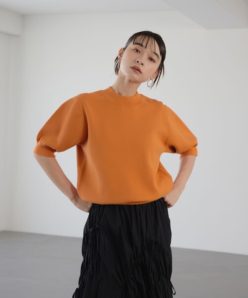 EMMEL REFINES（エメルリファインズ）の「＜EMMEL REFINES＞EM ミラノリブ パフスリーブ ニットプルオーバー（ニット/セーター・レディース・ブラウン/レッド/オレンジ・FREE）」の5枚目の写真