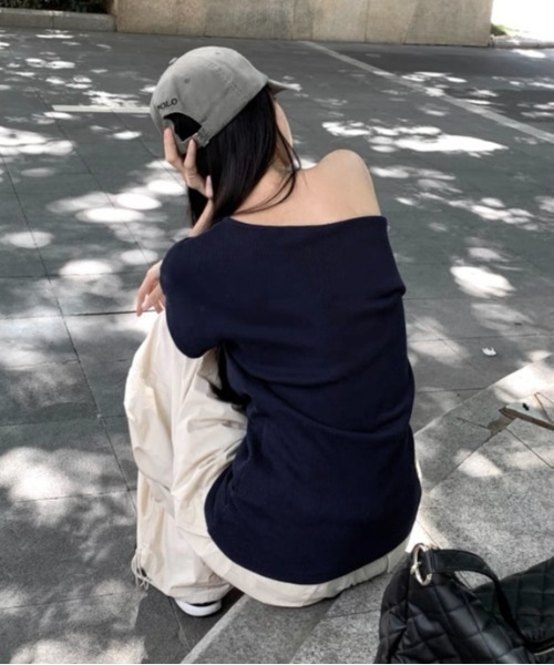 LADY LIKE（レディライク）の「ツイストデザインワンショルダーTシャツ（Tシャツ/カットソー・レディース・ネイビー/グレー/アイボリー・M）」の19枚目の写真