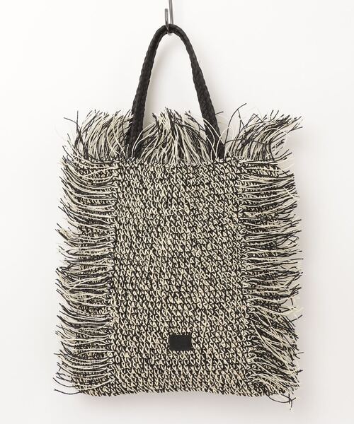 MAISON mou（メゾンムー）の「【Swaraj/スワラージ】手編みラフィア BAG・フリンジ柄（トートバッグ・レディース・ホワイト系その他/ブラック/ピンク系その他・FREE）」の2枚目の写真