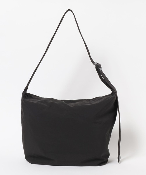 niko and...（ニコアンド）の「ラージショルダーバッグ（ショルダーバッグ・メンズ・オリーブ/ブラック/オフホワイト・FREE）」の22枚目の写真