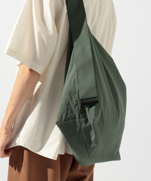 niko and...（ニコアンド）の「ラージショルダーバッグ（ショルダーバッグ・メンズ・オリーブ/ブラック/オフホワイト・FREE）」の17枚目の写真