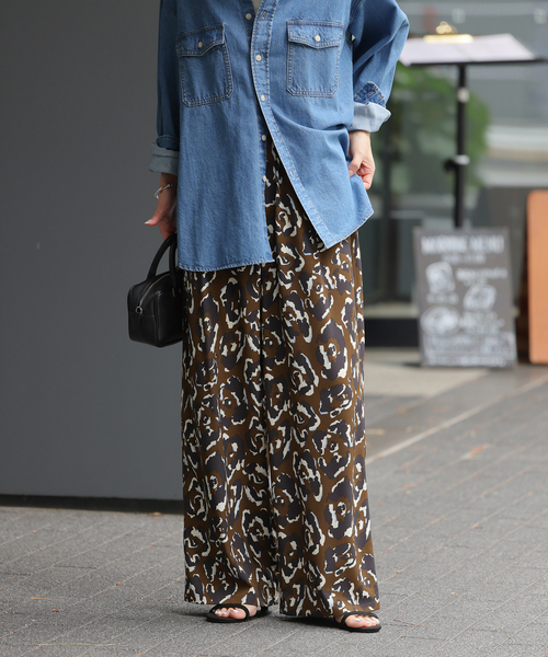 JOURNAL STANDARD relume（ジャーナルスタンダード　レリューム）の「レオパードプリントパンツ（その他パンツ・レディース・ブラウン/ボルドー・FREE）」の12枚目の写真