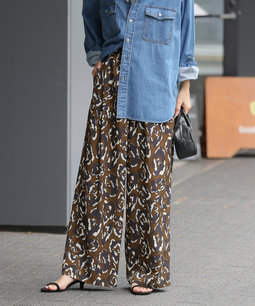 JOURNAL STANDARD relume（ジャーナルスタンダード　レリューム）の「レオパードプリントパンツ（その他パンツ・レディース・ブラウン/ボルドー・FREE）」の13枚目の写真