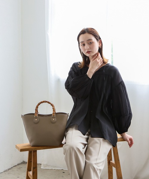 VitaFelice(ヴィータフェリーチェ)の「バンブーハンドル2wayハンドバッグ(ハンドバッグ・レディース・ブラック/ベージュ系・FREE)」の6枚目の写真