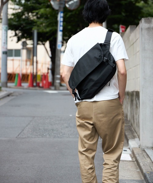NoiR/ノアール(ノアール)の「NoiR ノアール Compass messenger/コンパスメッセンジャー バッグ(メッセンジャーバッグ・メンズ・ブラック系その他/ブラック・FREE)」の1枚目の写真