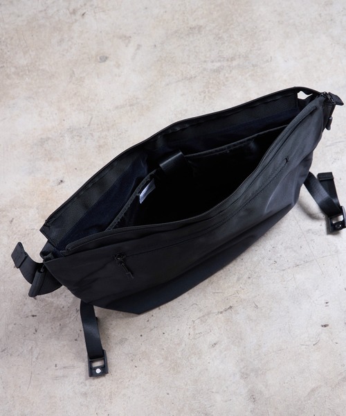 NoiR/ノアール(ノアール)の「NoiR ノアール Compass messenger/コンパスメッセンジャー バッグ(メッセンジャーバッグ・メンズ・ブラック系その他/ブラック・FREE)」の22枚目の写真