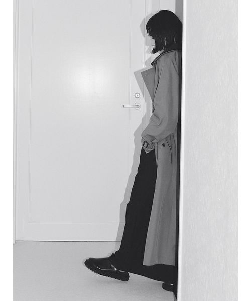 MIESROHE(ミースロエ)の「撥水ECOトレンチCT(トレンチコート・レディース・カーキ/ベージュ/ネイビー・0/1)」の5枚目の写真