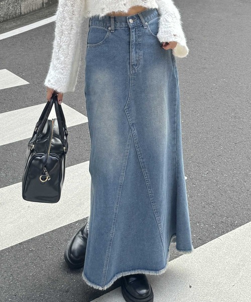 nelliy.（ネルリー）の「オリジナルパッチ付きマーメイドデニムロングスカート（スカート・レディース・ブルー・MEDIUM/LARGE）」の16枚目の写真