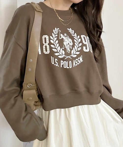 U.S. POLO ASSN.(ユーエスポロアッスン)の「【Ada.別注 U.S. POLO ASSN】カレッジロゴ スタッズデザイン スウェット(スウェット・レディース・ブラック/カーキ/オートミール・M/L)」の3枚目の写真