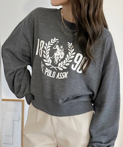 U.S. POLO ASSN.(ユーエスポロアッスン)の「【Ada.別注 U.S. POLO ASSN】カレッジロゴ スタッズデザイン スウェット(スウェット・レディース・ブラック/カーキ/オートミール・M/L)」の7枚目の写真