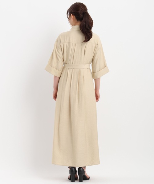 Andemiu(アンデミュウ)の「2WAYタック5分袖シャツワンピース582332(ワンピース・レディース・ベージュ/ブラウン/ブラック・FREE)」の5枚目の写真