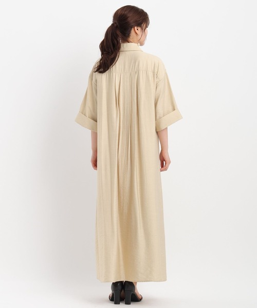 Andemiu(アンデミュウ)の「2WAYタック5分袖シャツワンピース582332(ワンピース・レディース・ベージュ/ブラウン/ブラック・FREE)」の22枚目の写真