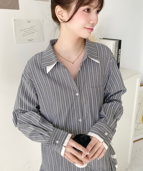 moment+（モーメントプラス）の「ダブルカラーレースフリルティアードシャツワンピース（シャツワンピース・レディース・チャコールグレー/ネイビー・M）」の4枚目の写真