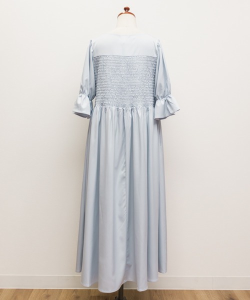 CLETTE(クレット)の「CLETTEオリジナルリボンデザインシャーリングワンピース(ワンピース・レディース・ネイビー/ブルー/グレー・4L/3L/LL)」の16枚目の写真
