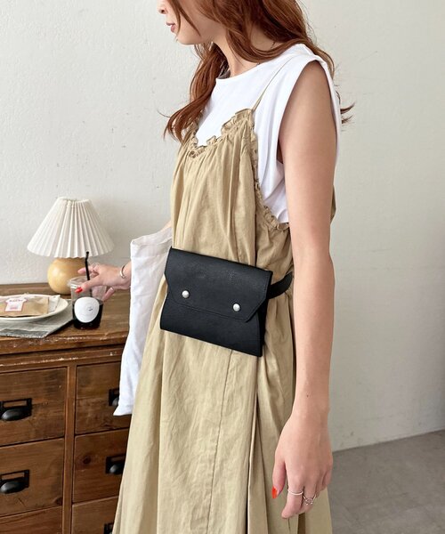 DISCOAT（ディスコート）の「ミニウエストポーチ（ボディバッグ/ウエストポーチ・レディース・ベージュ/ブラウン/ブラック・FREE）」の6枚目の写真