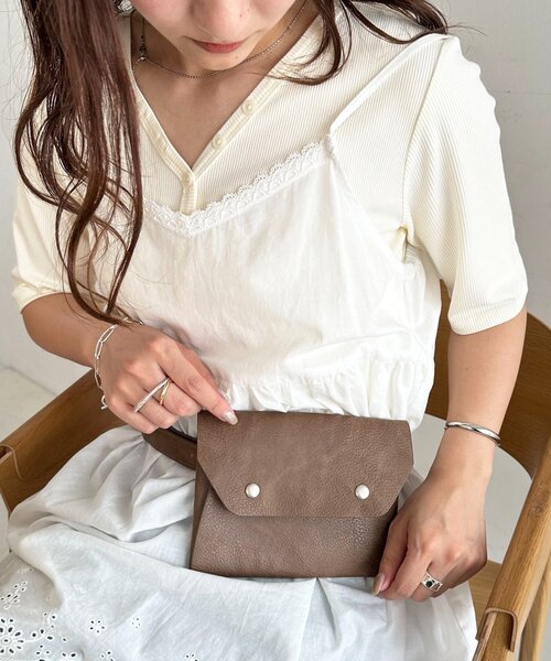 DISCOAT（ディスコート）の「ミニウエストポーチ（ボディバッグ/ウエストポーチ・レディース・ベージュ/ブラウン/ブラック・FREE）」の16枚目の写真