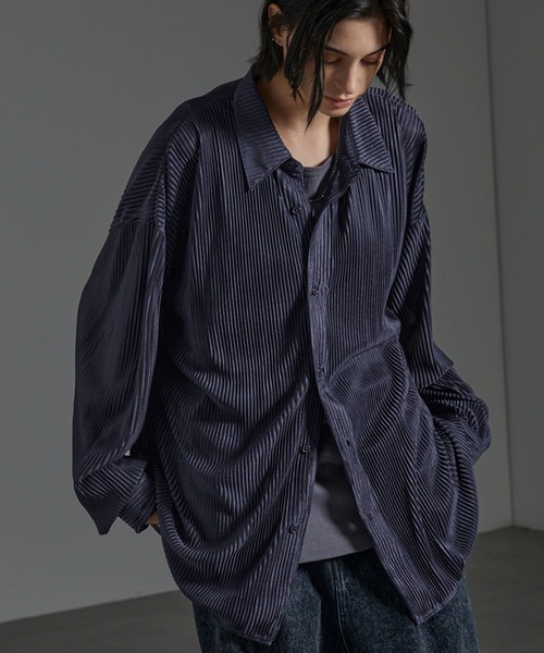 CIYOT（シヨウト）の「【CIYOT】オーバーサイズ プリーツ加工 ドレープ レギュラーカラーシャツ（シャツ/ブラウス・メンズ・チャコール/チェリーレッド/ダークネイビー/ライトグレー/ブルーグレー/ブラック・L/M）」の14枚目の写真