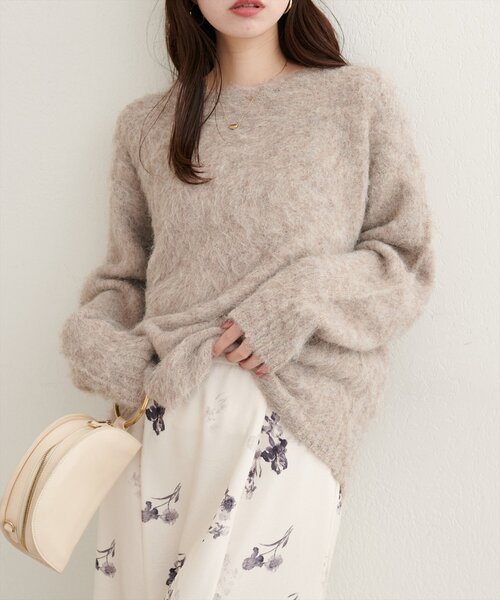 natural couture(ナチュラルクチュール)の「【WEB限定】シャギー起毛クルーネックニットプルオーバー(ニット/セーター・レディース・オフホワイト/ブルー/モカ/ラベンダー/イエロー/ピンク・FREE)」の2枚目の写真