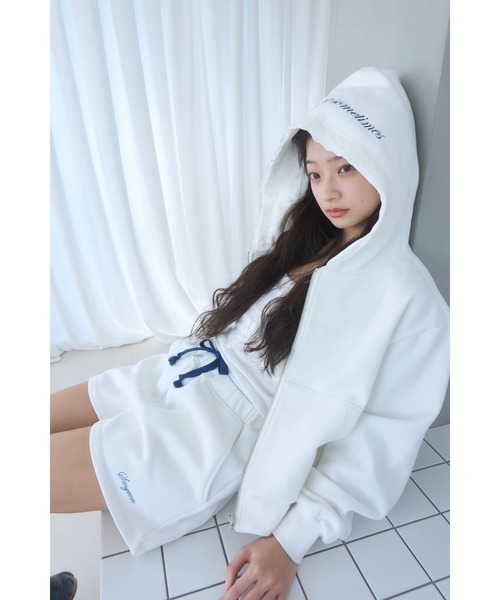 Compact lace zip hoodie / レース付きコンパクトジップフーディー