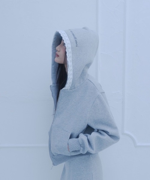 smyeon レース付きコンパクトジップフーディー　グレー Smyeon パーカー Compact lace zip hoodie / レース付き