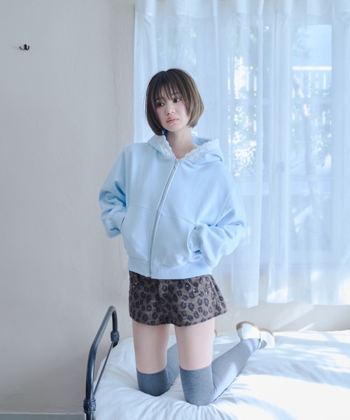 smyeon レース付きコンパクトジップフーディー smyeon 10/23(水) 12:00販売アイテム】 Compact lace zip hoodie