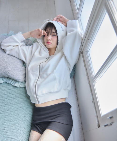 Compact lace zip hoodie / レース付きコンパクトジップフーディー