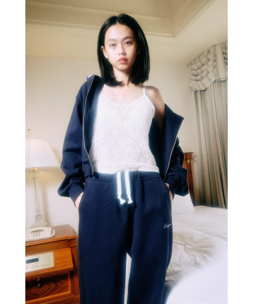 Smyeon(スミョン)の「Compact lace zip hoodie / レース付きコンパクトジップフーディー(パーカー・レディース・グレー/ネイビー/ブラウン/ホワイト/ライトブルー/ピンク/ホワイト×ブルー/ホワイト×ピンク・FREE)」の16枚目の写真