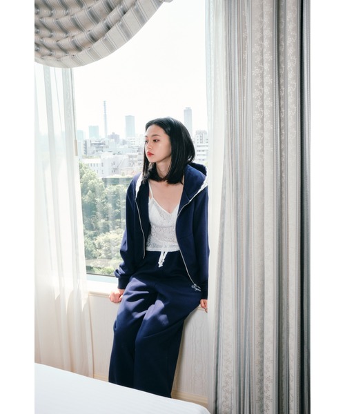 完売品 Smyeon Compact lace zip hoodie Compact lace zip hoodie / レース付きコンパクトジップ