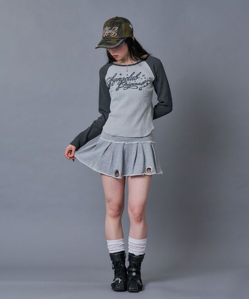 SEQUENZ(シークエンズ)の「※WEB限定 / エンジェルプリントサーマルロンT / sqnz angel thermal(Tシャツ/カットソー・レディース・ブラック/ネイビー/ワイン・FREE)」の5枚目の写真