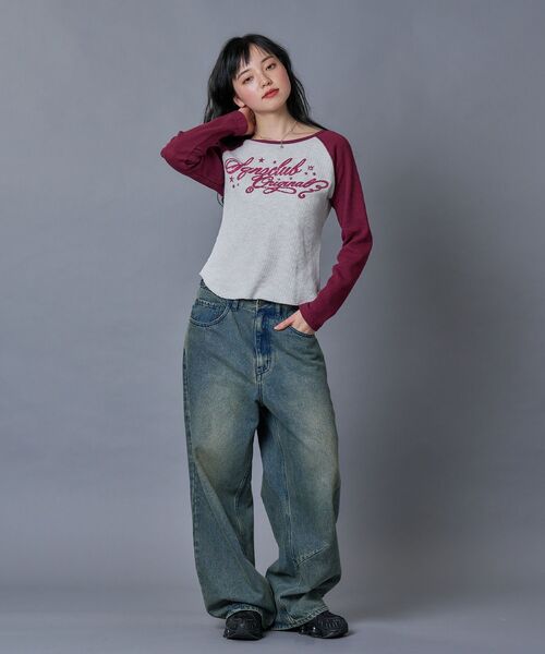 SEQUENZ(シークエンズ)の「※WEB限定 / エンジェルプリントサーマルロンT / sqnz angel thermal(Tシャツ/カットソー・レディース・ブラック/ネイビー/ワイン・FREE)」の15枚目の写真