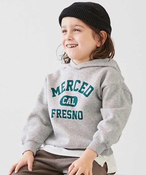 devirock(デビロック)の「デビラボ プリント裏起毛プルパーカー(パーカー・キッズ・グレー系2/ブラック系5/グレー系3/ブラック系6/ベージュ系1/ブラック系2/ブラック系4/グレー系1/ブラック系1/ベージュ系2/ブラック系3/ブルー系1/ピンク系1・100cm/110cm/120cm/130cm/140cm/150cm/160cm)」の1枚目の写真