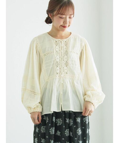 TSUHARU by Samansa Mos2(ツハルバイサマンサモスモス)の「切替レース貼り前開きブラウス(シャツ/ブラウス・レディース・キナリ/ブラック/イエロー・F)」の7枚目の写真