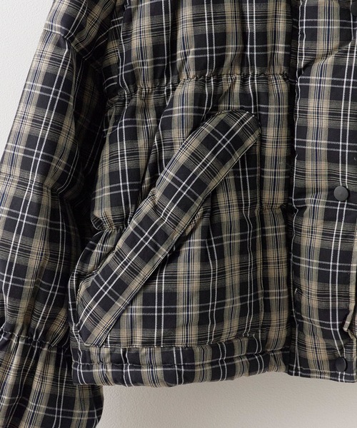Chick（チック）の「Short-Length Check Design Blouson/短丈 チェックデザイン ダウンジャケット（ダウンジャケット/コート・レディース・ブラウン/ブラック・FREE）」の5枚目の写真