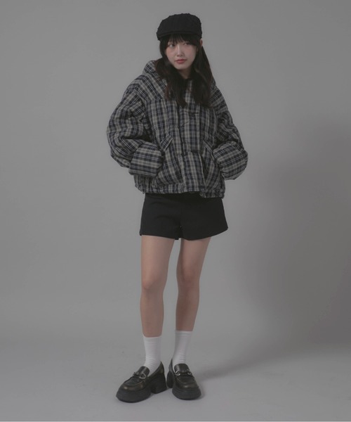 Chick（チック）の「Short-Length Check Design Blouson/短丈 チェックデザイン ダウンジャケット（ダウンジャケット/コート・レディース・ブラウン/ブラック・FREE）」の16枚目の写真