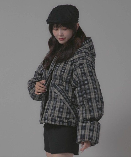 Chick（チック）の「Short-Length Check Design Blouson/短丈 チェックデザイン ダウンジャケット（ダウンジャケット/コート・レディース・ブラウン/ブラック・FREE）」の15枚目の写真