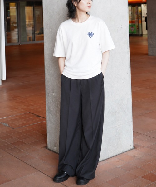 ZIP FIVE(ジップファイブ)の「高密度編み 綿100% ワンポイントハート刺繍 2タイプ ハーフスリーブTシャツ(Tシャツ/カットソー・メンズ・ホワイト×ブルー/ホワイト系その他/ブラック×ホワイト/ホワイト×レッド/ブラック系その他/ホワイト系その他2・MEDIUM/LARGE)」の22枚目の写真