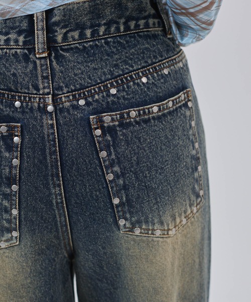ENVYM（アンビー）の「スタッズポイントルーズデニム（デニムパンツ・レディース・ブルー・SMALL/MEDIUM）」の7枚目の写真