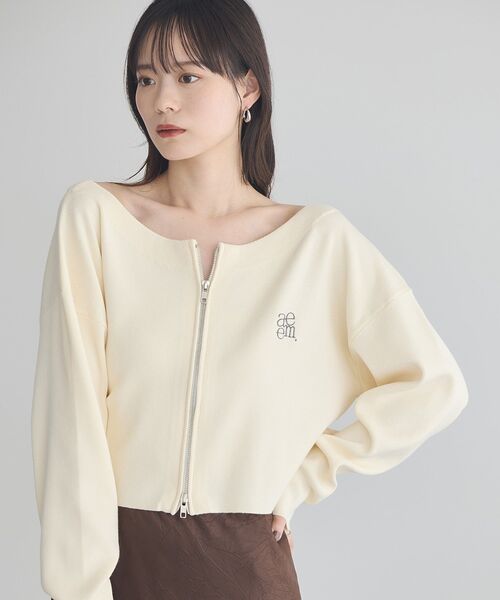 earth music&ecology(アースミュージックアンドエコロジー)の「ダブルジップロゴニットプルオーバー(スウェット・レディース・アイボリー/ネイビー/ボルドー・FREE)」の11枚目の写真