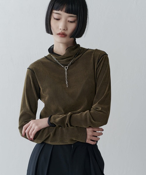 Lui's(ルイス)の「チュールベロアリブシアーメローデザインタートルトップス(Tシャツ/カットソー・レディース・ブラック/カーキ/グレー/オフホワイト・FREE)」の4枚目の写真