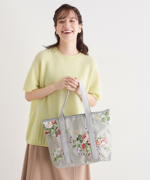 LAURA ASHLEY(ローラアシュレイ)の「ローズモア柄 トートバッグ M(トートバッグ・レディース・ブルー系その他2/グレー系・00)」の1枚目の写真