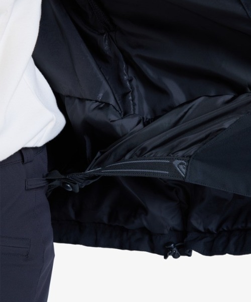ROXY(ロキシー)の「LANDSCAPE JK /ロキシースキースノーボードジャケット(マウンテンパーカー・レディース・ブラック系その他/ブラック/カーキ/イエロー・X-SMALL/SMALL/MEDIUM/LARGE)」の9枚目の写真