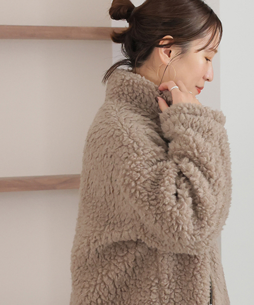 JOURNAL STANDARD（ジャーナルスタンダード）の「エアリーボア ブルゾン（ブルゾン・レディース・ベージュ/チャコールグレー・FREE）」の19枚目の写真