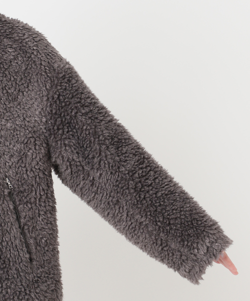 JOURNAL STANDARD（ジャーナルスタンダード）の「エアリーボア ブルゾン（ブルゾン・レディース・ベージュ/チャコールグレー・FREE）」の22枚目の写真