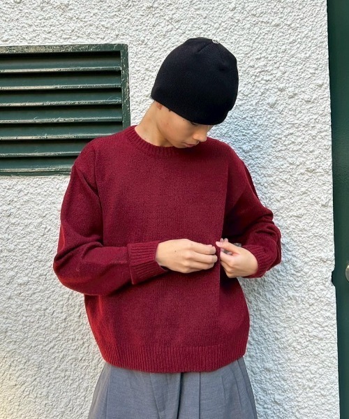 Chikashitsu +(チカシツプラス)の「【Chikashitsu +】top rivet beanie / 【チカシツプラス】トップリベットビーニー(ニットキャップ/ビーニー・メンズ・ホワイト/ブラック・ONE SIZE)」の9枚目の写真