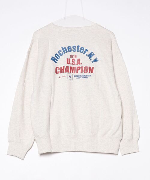 Champion(チャンピオン)の「【別注】チャンピオン CREW NECK SWEATSHIRT 限定コラボ(スウェット・レディース・ホワイト/ネイビー・M/L)」の3枚目の写真