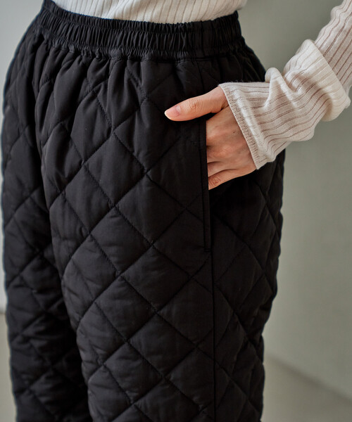FREAK'S STORE(フリークスストア)の「PRIMALOFT ダイヤキルトパンツ/プリマロフト<セットアップ対応>(その他パンツ・レディース・ブラック/オリーブ・SMALL/MEDIUM)」の9枚目の写真